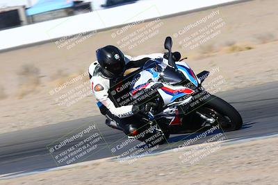 media/Jan-08-2022-SoCal Trackdays (Sat) [[1ec2777125]]/Turn 15 Inside (950am)/